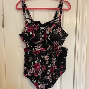 Torrid plus size bathing suit